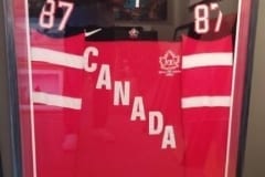 Crosby-Team-Canada-Jersey-Frame-Capulet-Art-Gallery-Framing-Shop