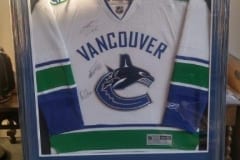 Vancouver-Canucks-Jersey-Frame-Capulet-Art-Gallery-Framing-Shop